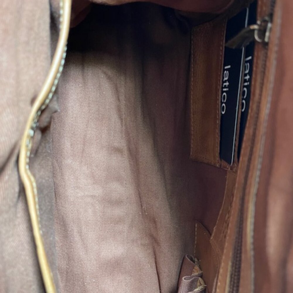 Latico Leathers James Leather Crossbody Bag in Cognac Excellent - Picture 8 of 11